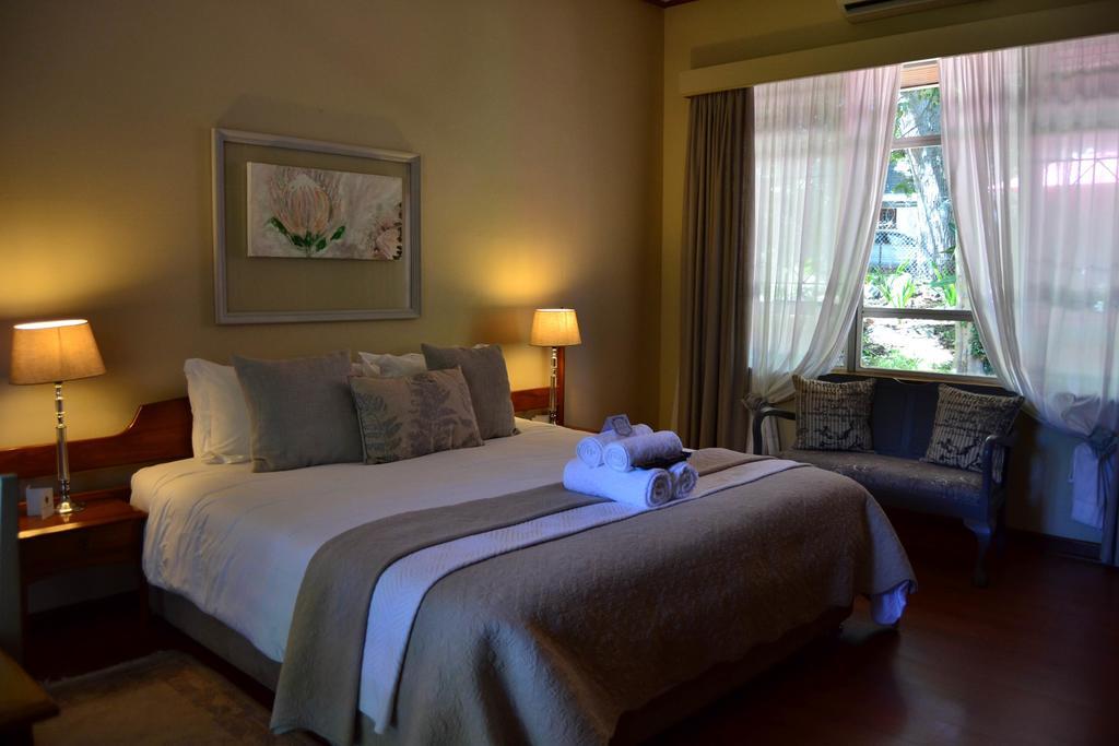 King'S Highway Guest House Сомерсет-Уэст Номер фото