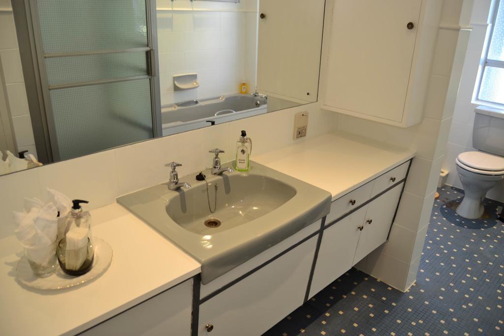 King'S Highway Guest House Сомерсет-Уэст Номер фото
